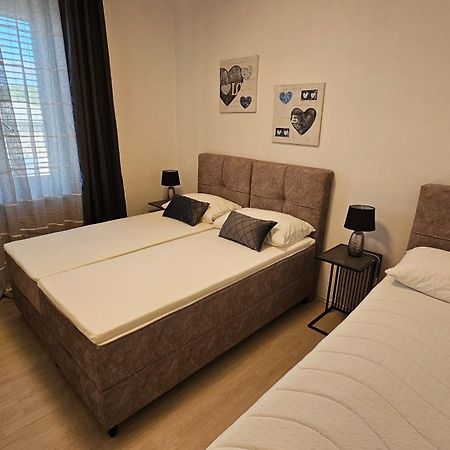 Apartment Milevoj Koromačno Εξωτερικό φωτογραφία